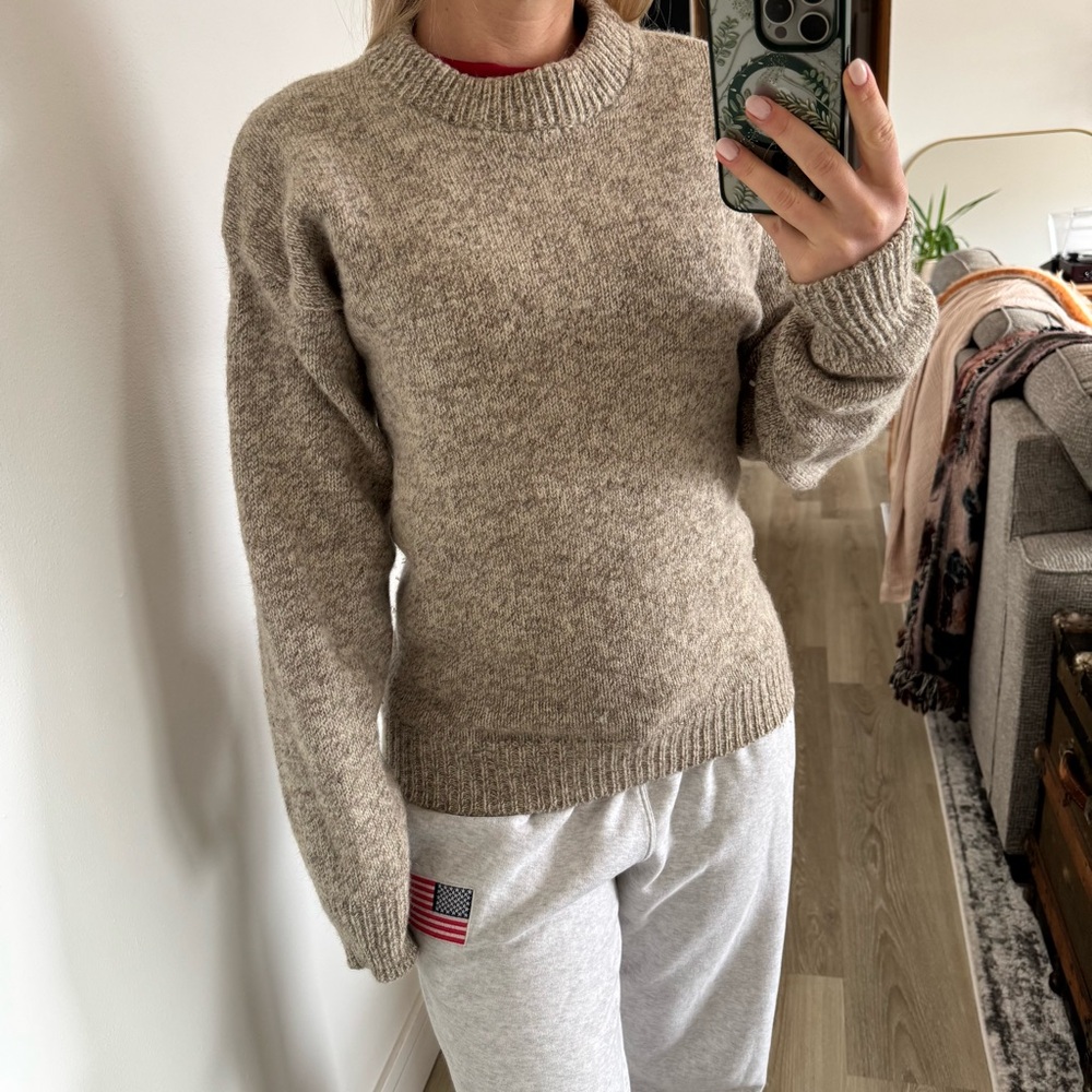 Everyday Wool Crewneck Sweater in Heathered Taupe